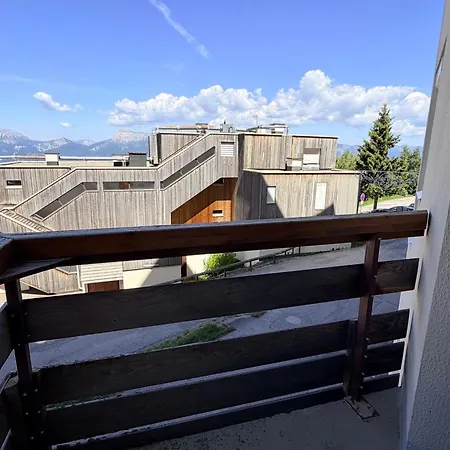 3 Pers, Au Pied Des Pistes Avec Balcon - Fr-1-557-138 Les Adrets